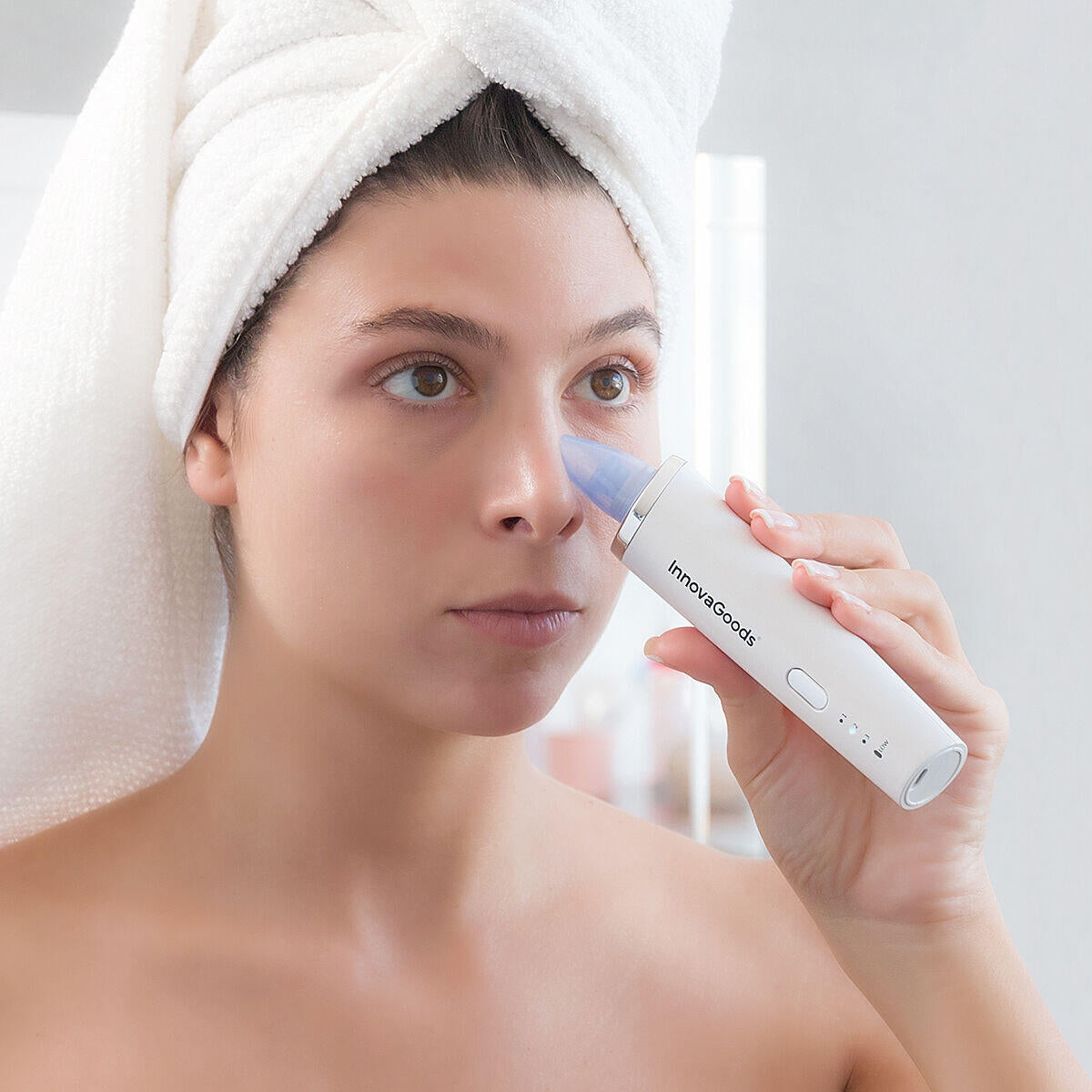 Limpiador Facial Eléctrico de Puntos Negros PureVac