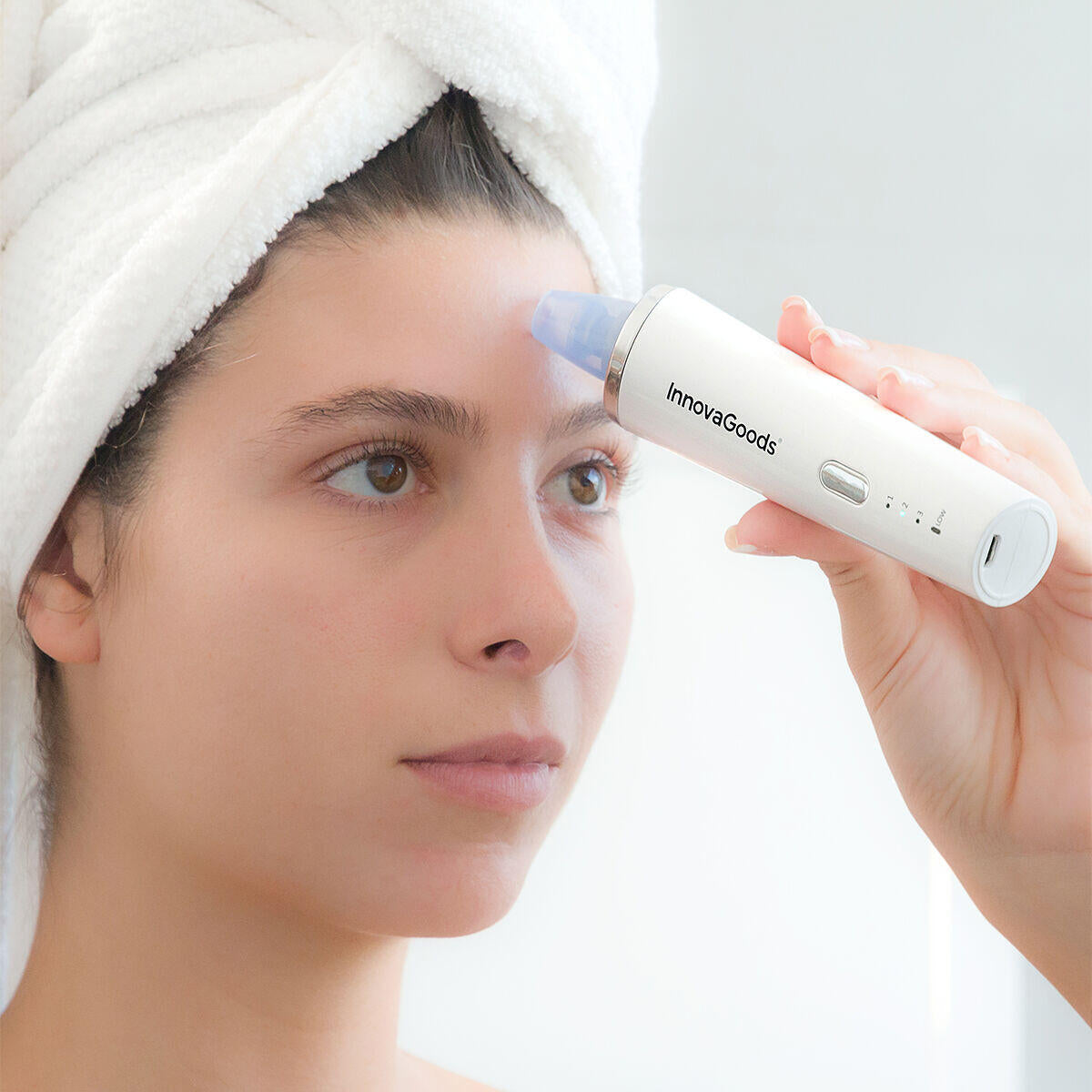 Limpiador Facial Eléctrico de Puntos Negros PureVac