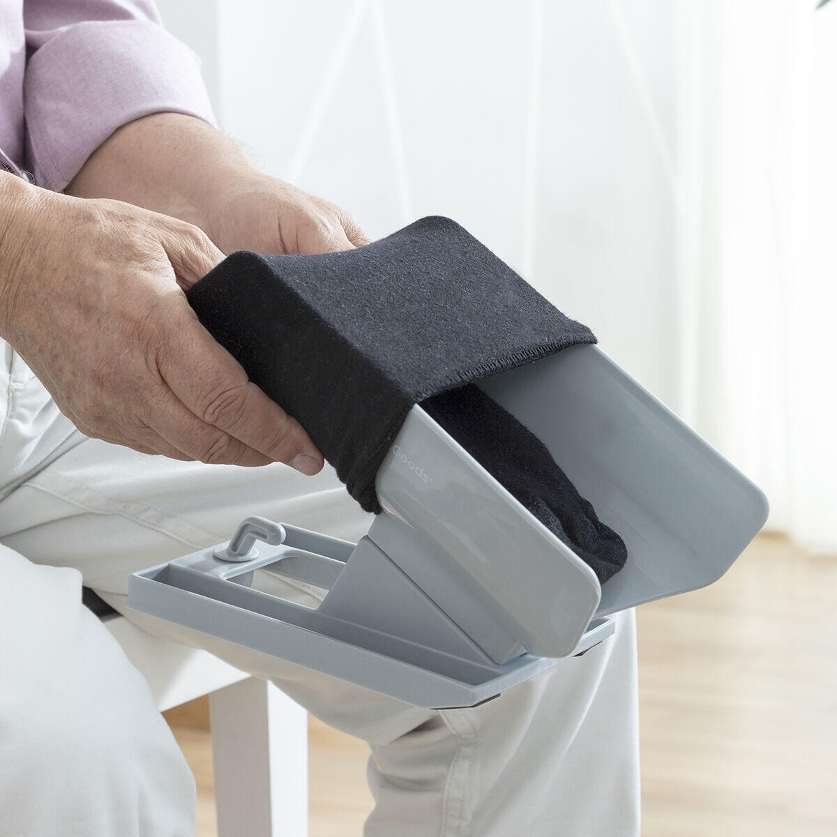 Calzador de Calcetines y Zapatos con Quitacalcetines Shoeasy InnovaGoods