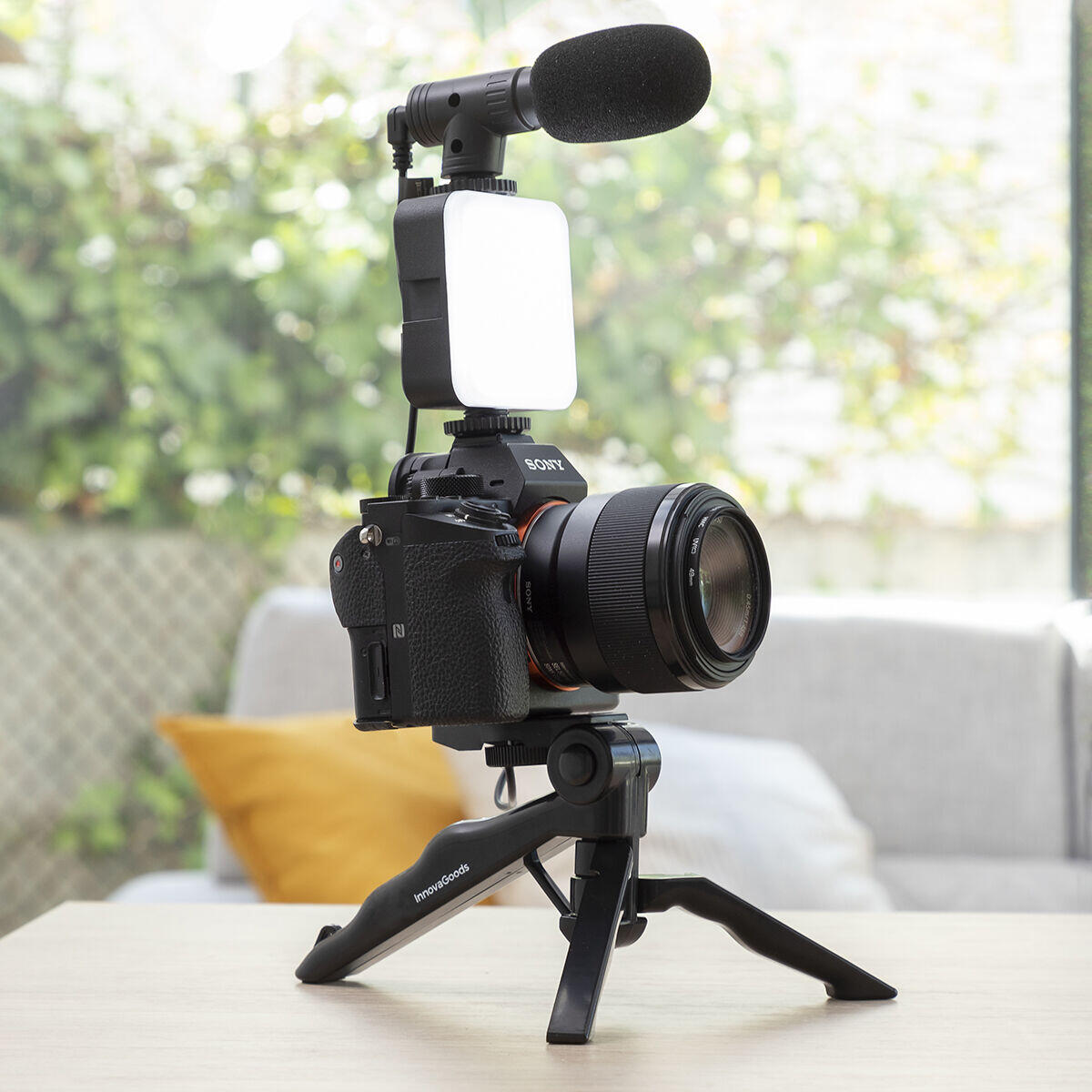 Kit Vídeo Blogging con Luz, Micrófono y Mando Plodni 6 Piezas
