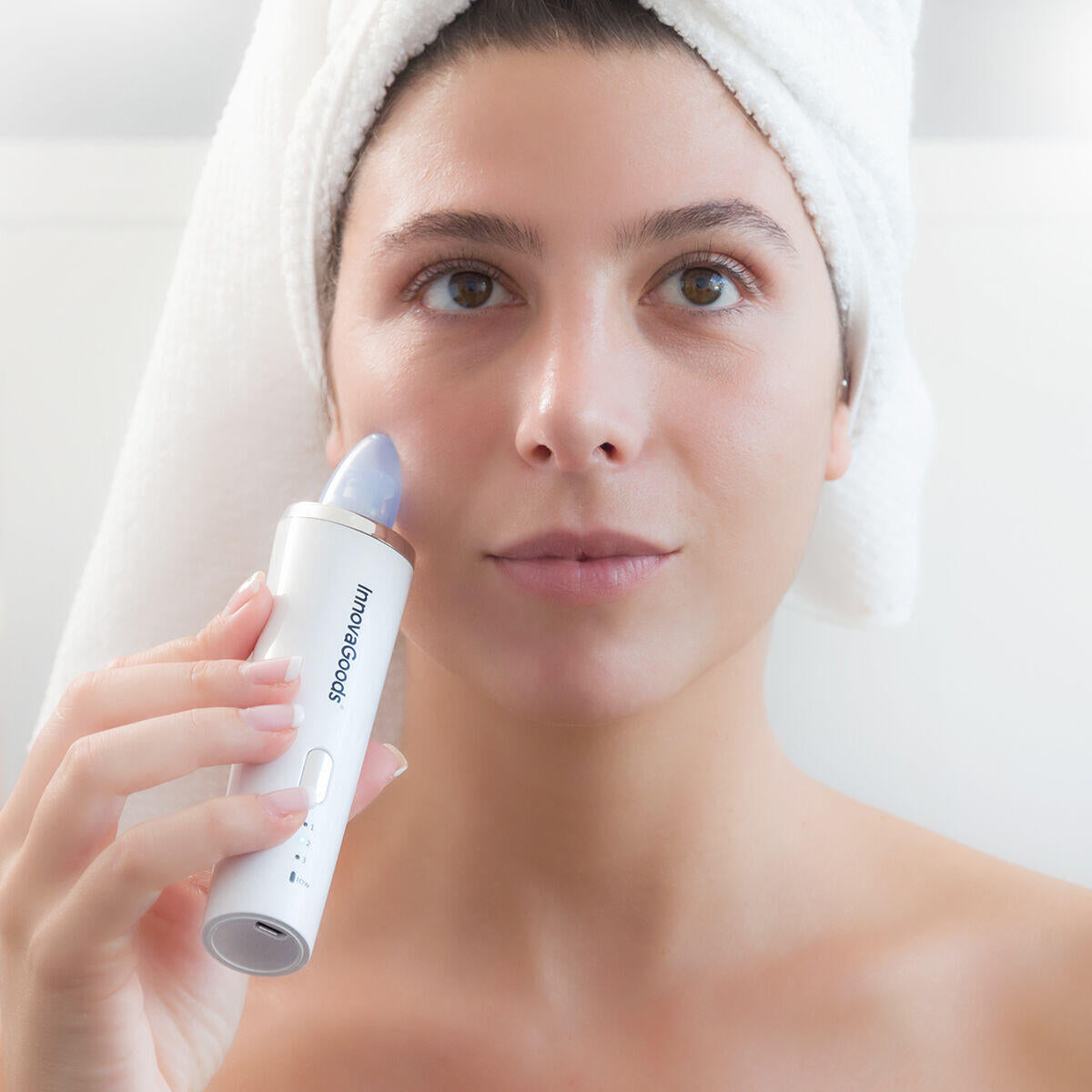 Limpiador Facial Eléctrico de Puntos Negros PureVac